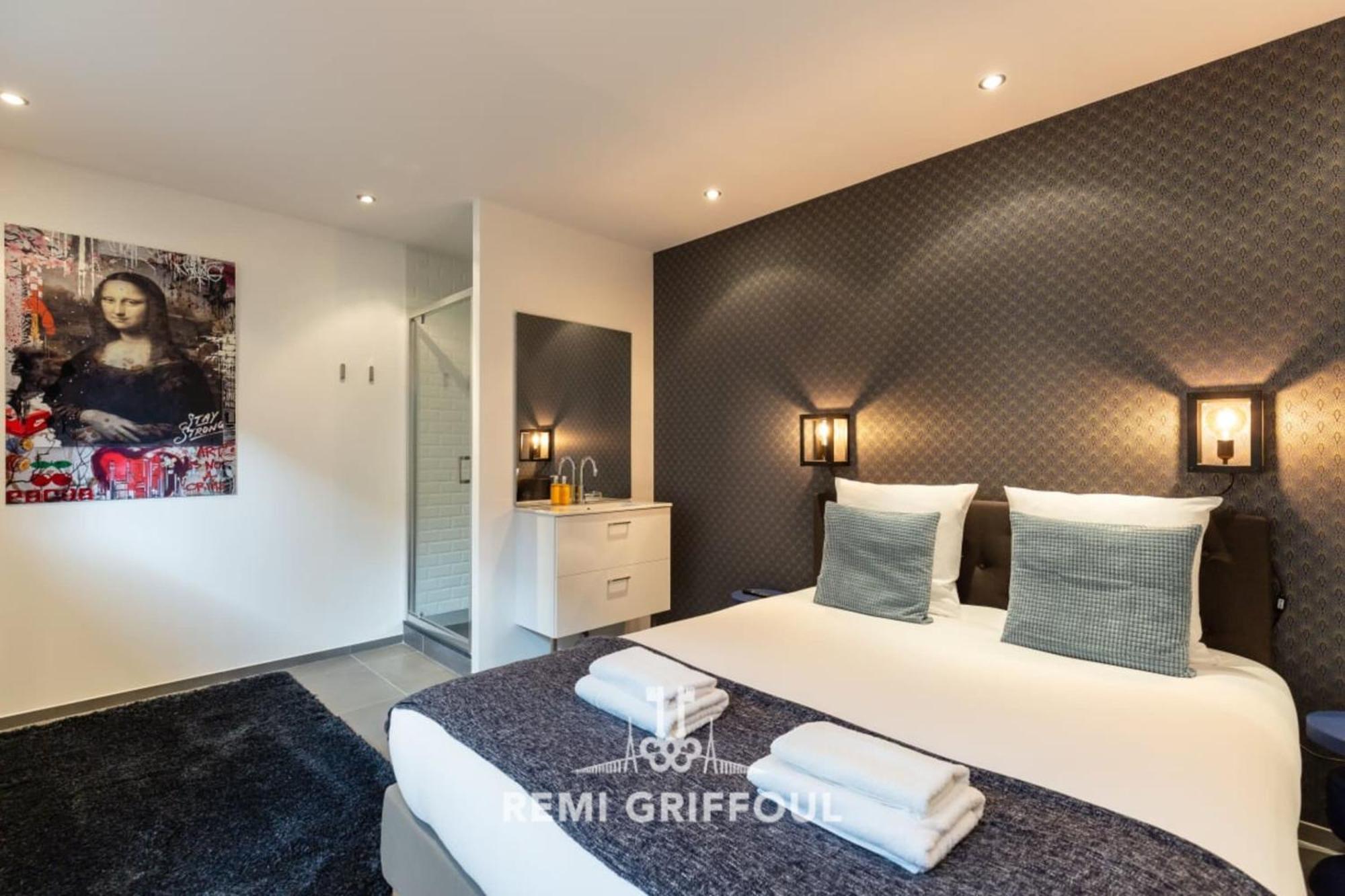 The Cosmopolitan Architect Design Home With Rooftop Jacuzzi 8 Guests Honfleur Bagian luar foto